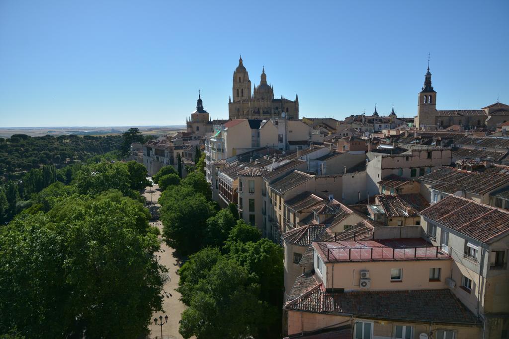 Real Segovia By Recordis Hotels Zewnętrze zdjęcie